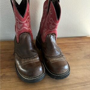 Ariat women’s cowboy boots